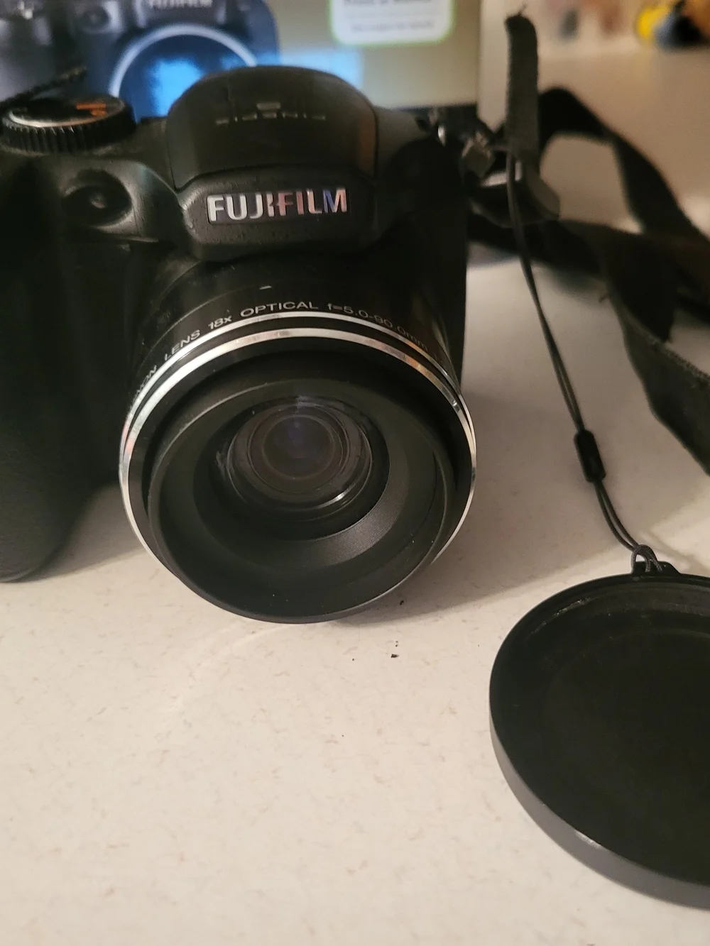 Fujifilm FinePix S2940 Black Bridge Digital Camera 14MP 18x Zoom HDMI